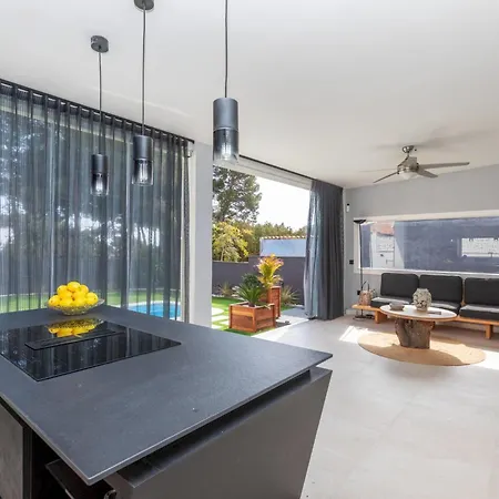 Evian By Interhome