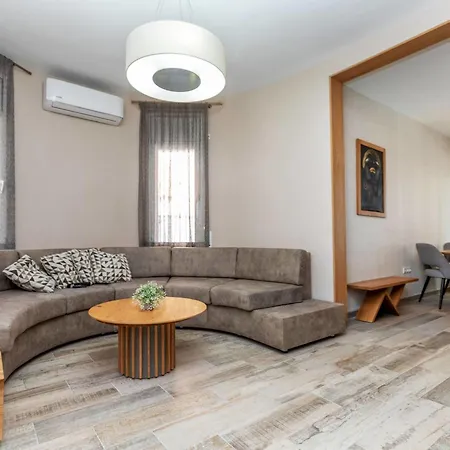Evian By Interhome